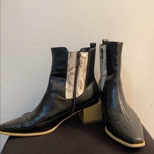 Super cute Ankle Boots